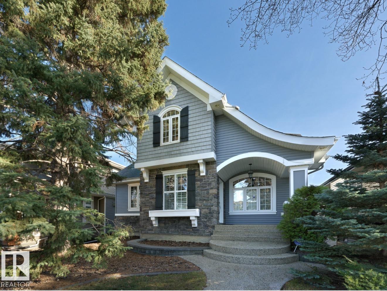 7117 119 ST NW, Edmonton, Alberta, T6G1V7