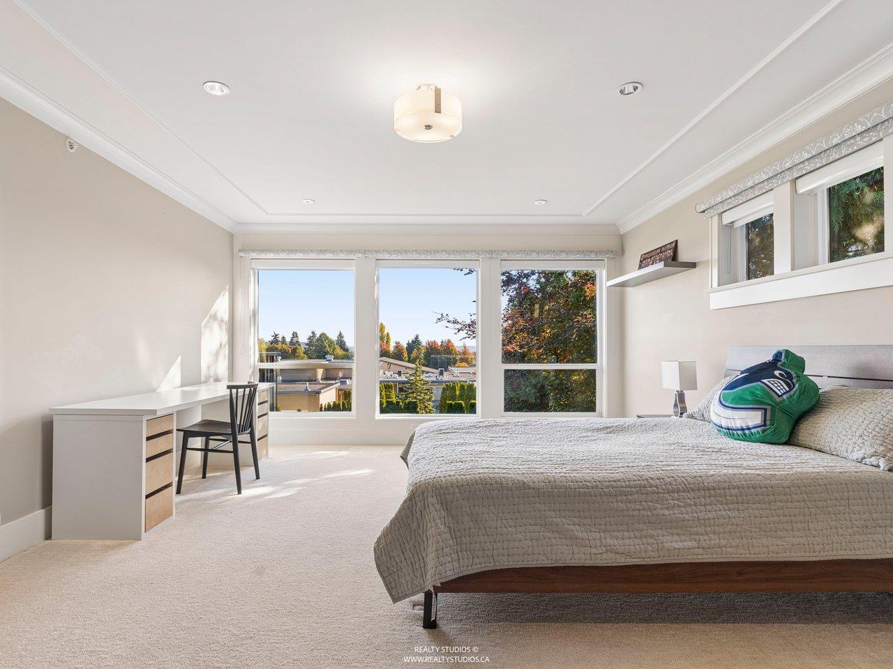 1340 Kent Street, White Rock — photo 22