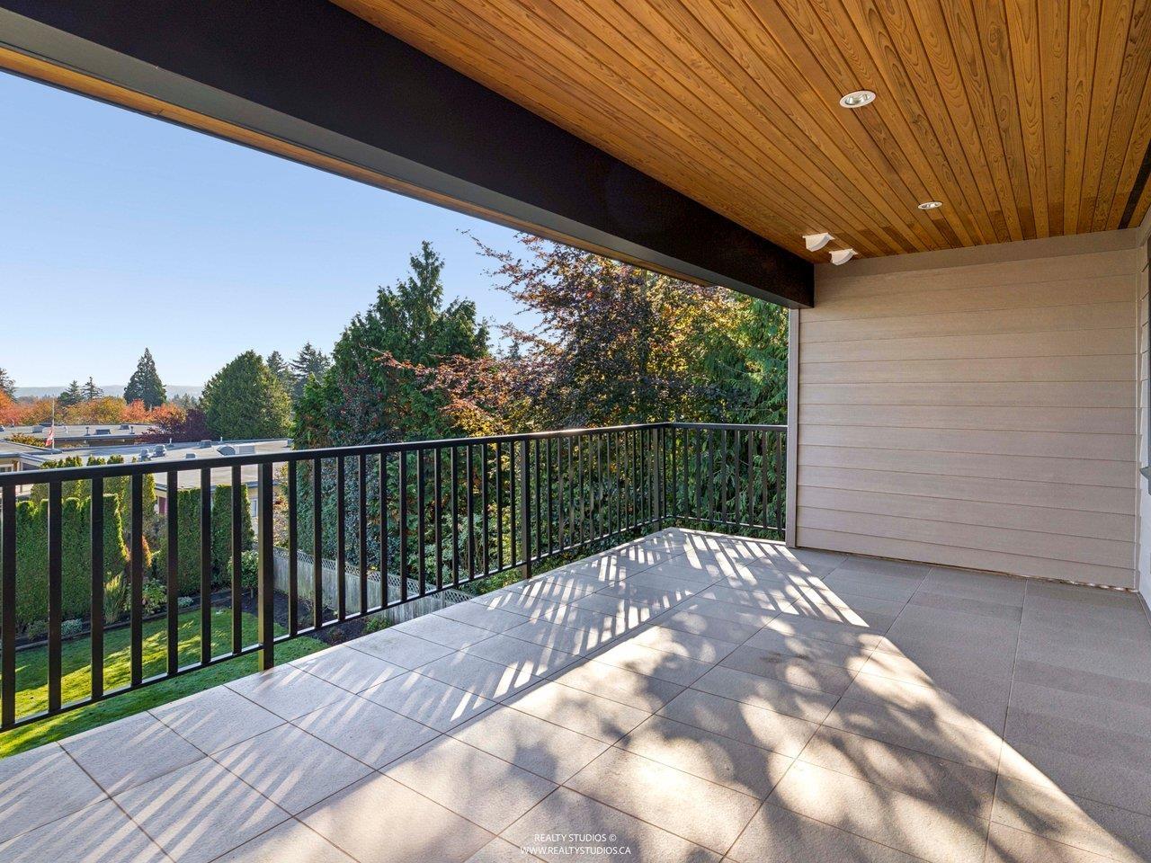 1340 Kent Street, White Rock — photo 29