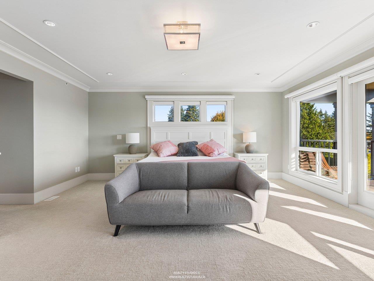 1340 Kent Street, White Rock — photo 8