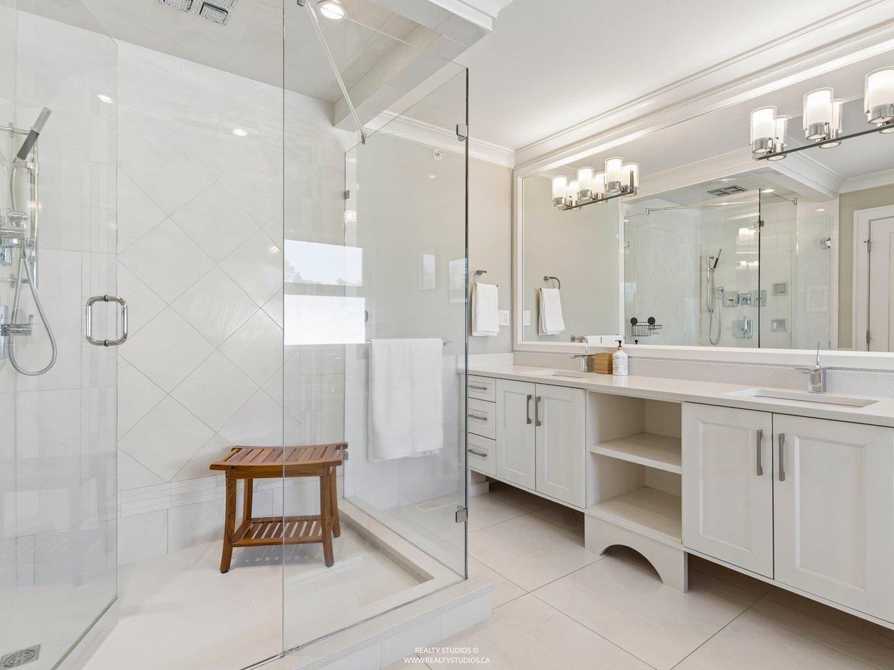 1340 Kent Street, White Rock — photo 11