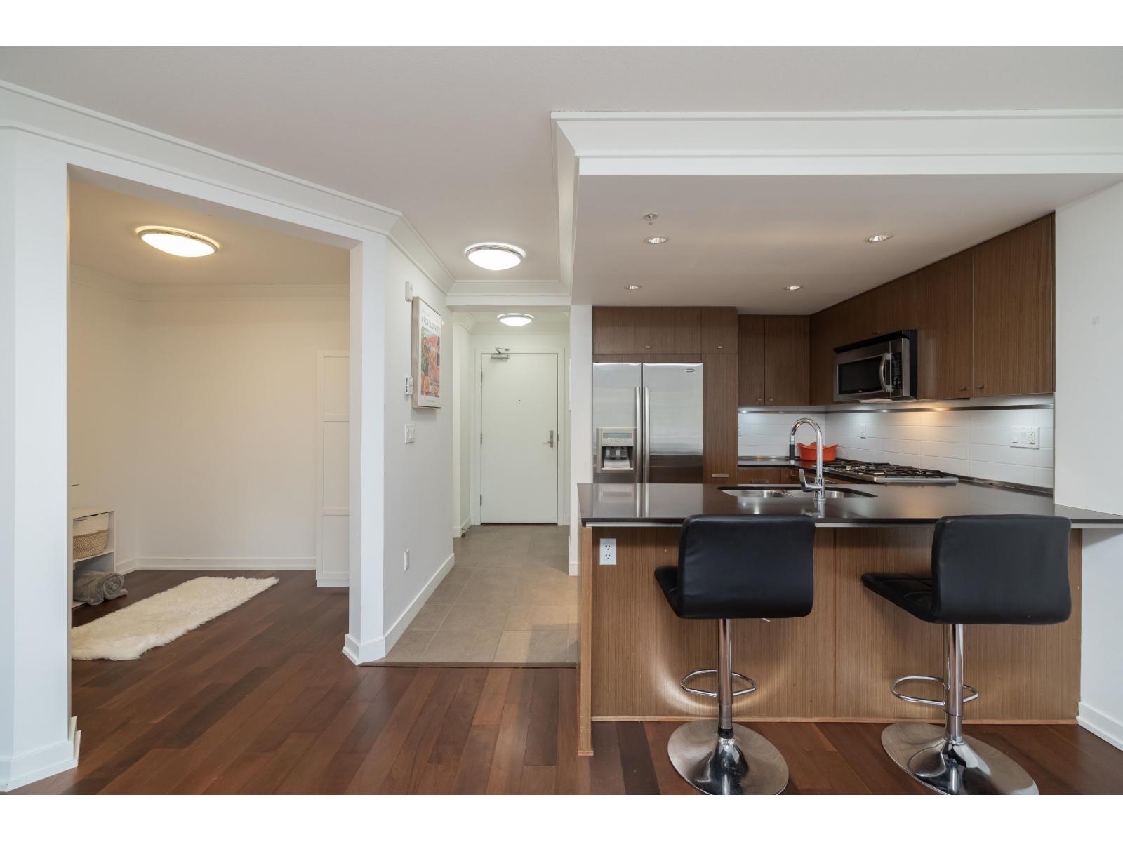 207 2940 King George Boulevard, Surrey — photo 15