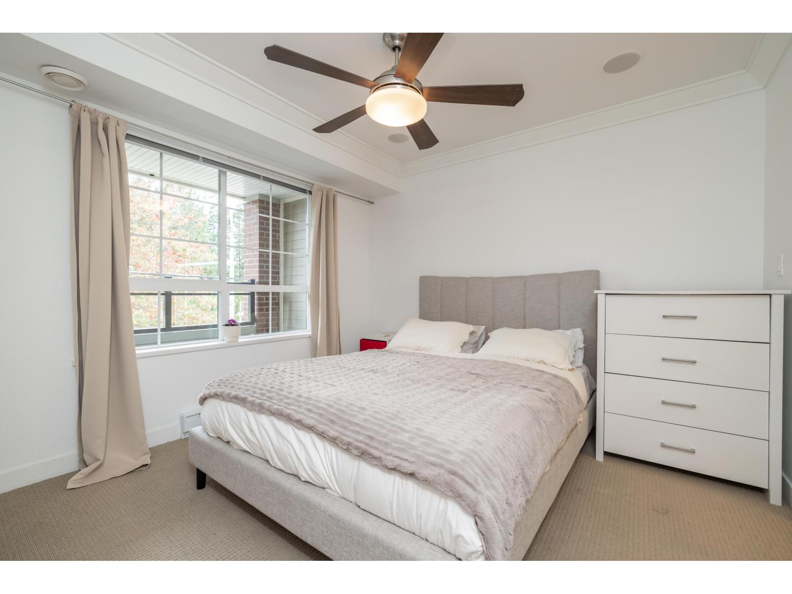 207 2940 King George Boulevard, Surrey — photo 16