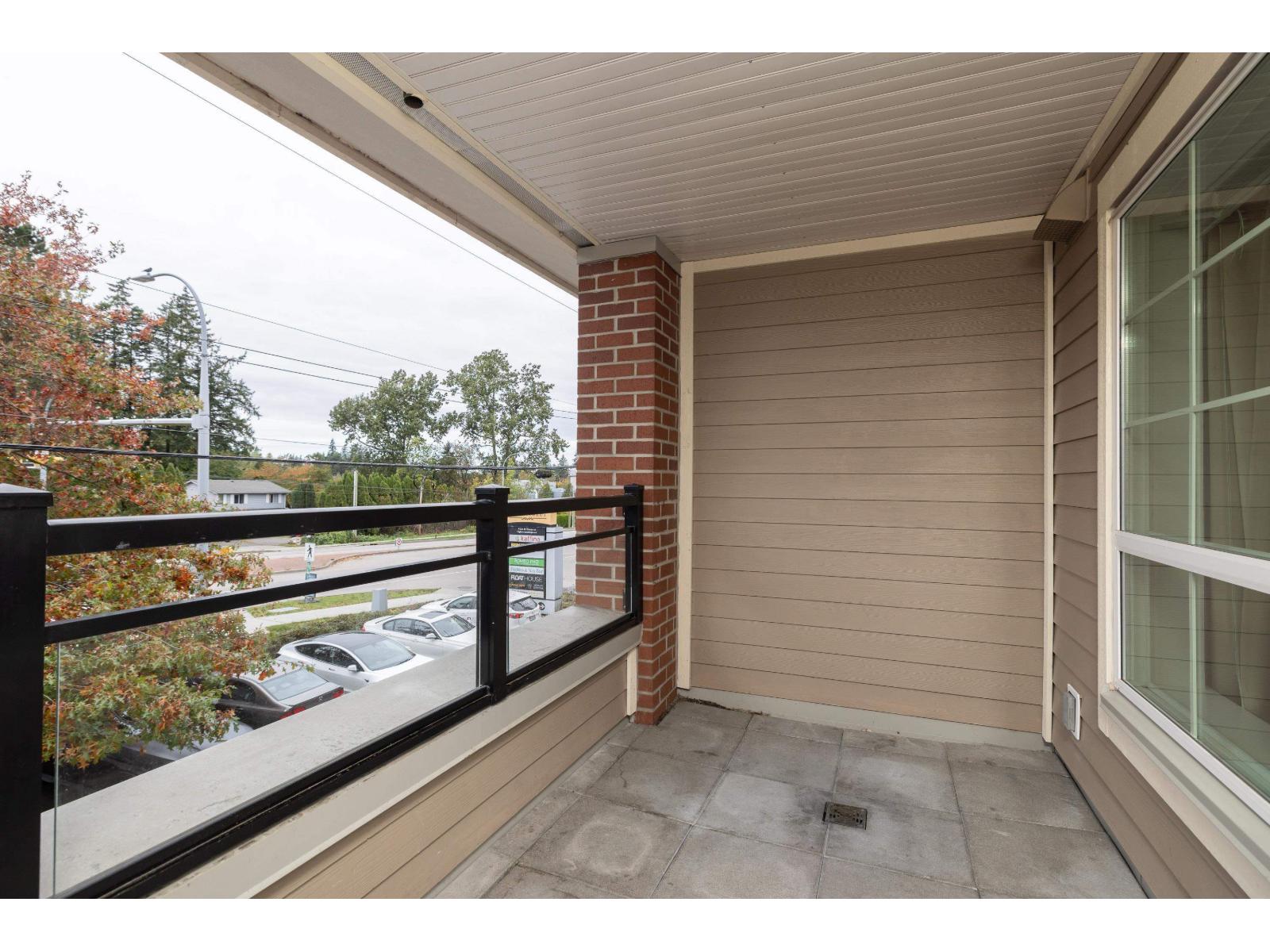 207 2940 King George Boulevard, Surrey — photo 21