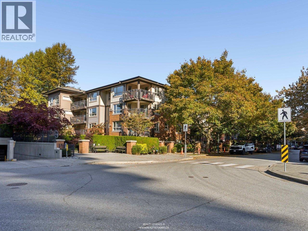 103 700 Klahanie Drive, Port Moody — photo 8
