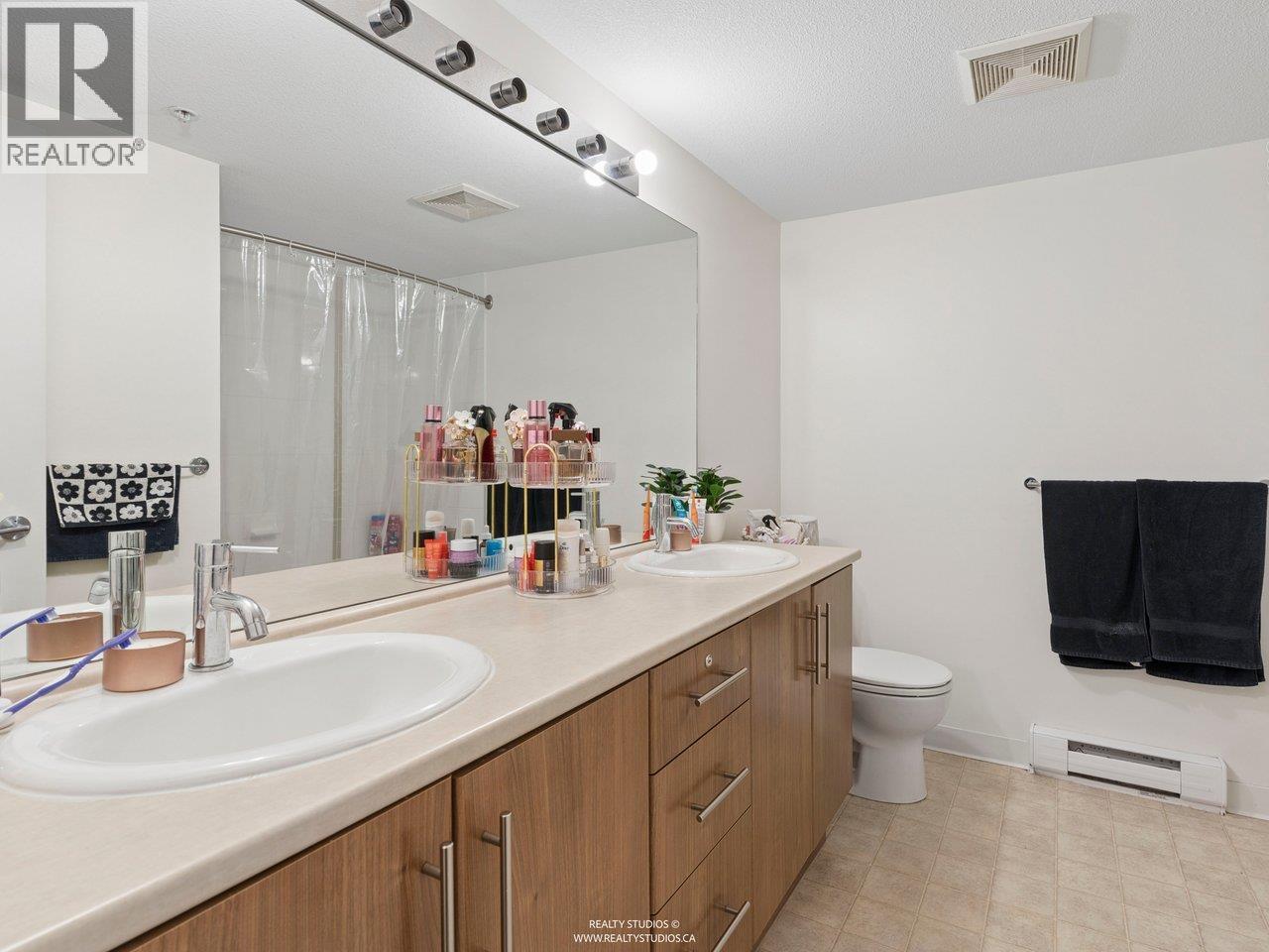 103 700 Klahanie Drive, Port Moody — photo 24