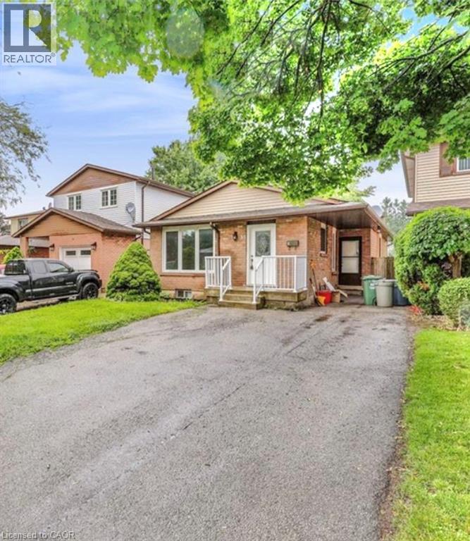 Photo of 35 MEGNA Court