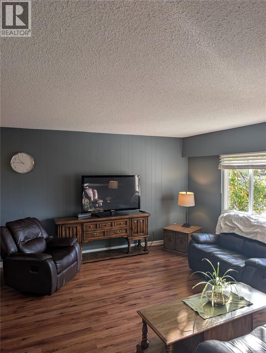 1440 Dogwood Ave - 6