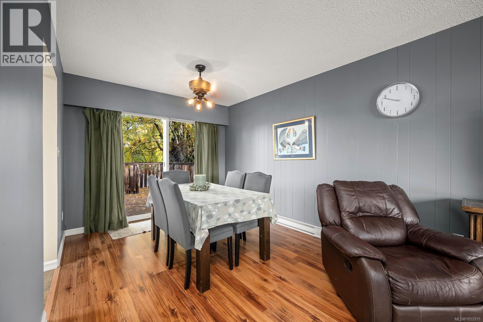 1440 Dogwood Ave - 54