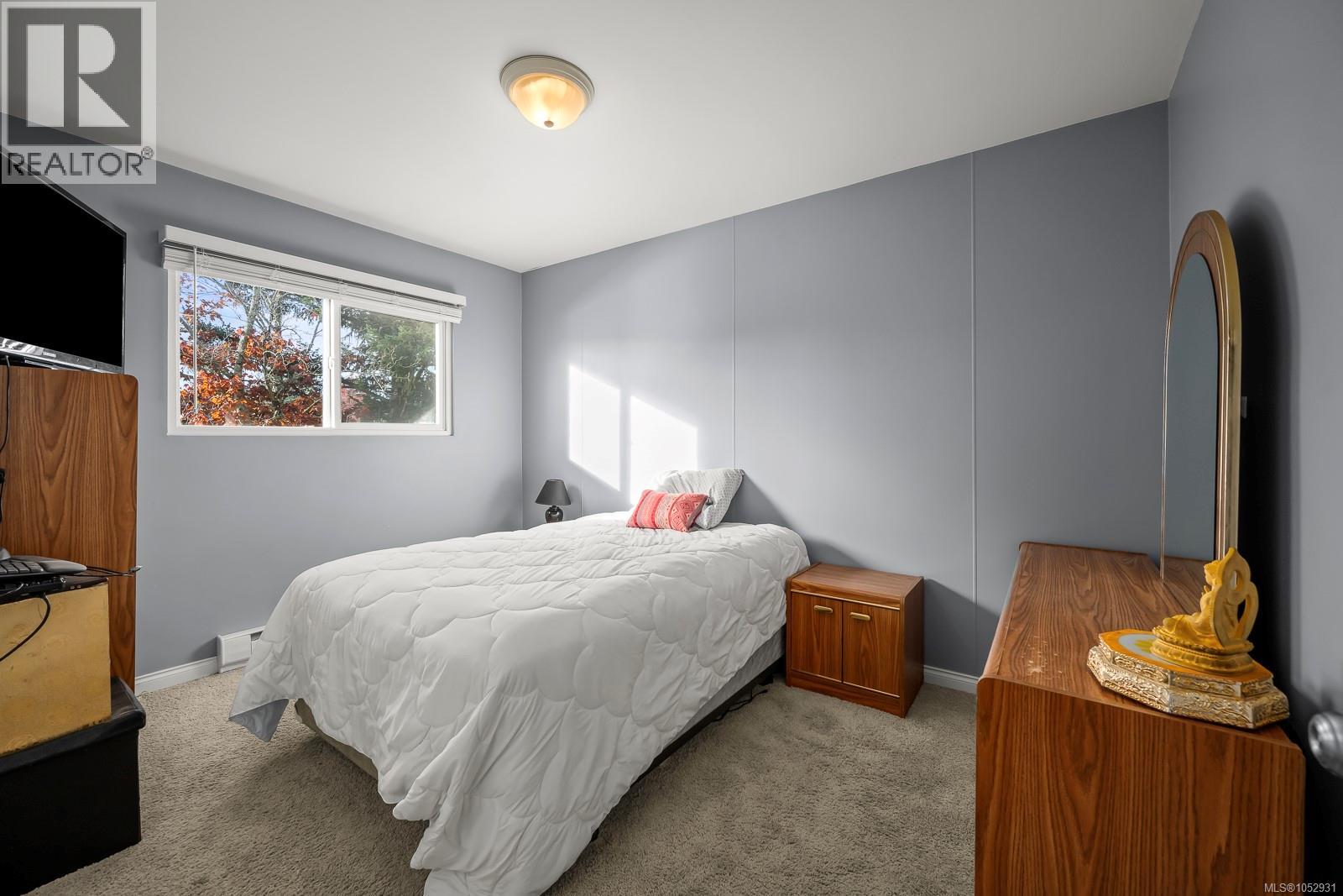 1440 Dogwood Ave - 65