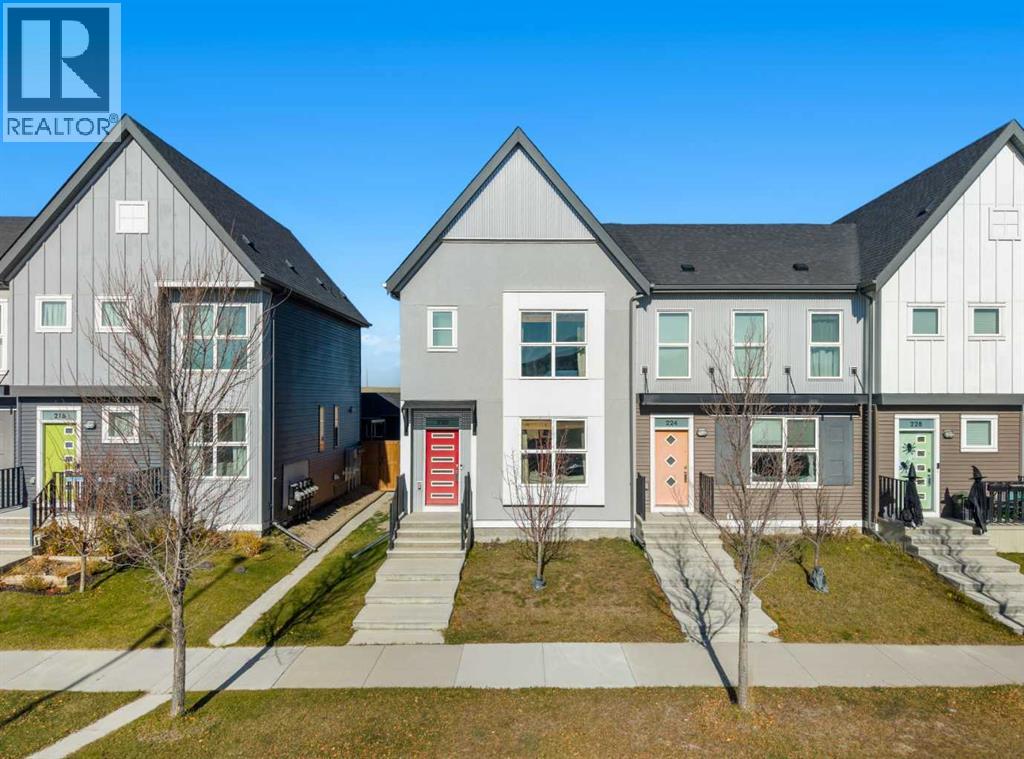 220 Livingston View NE, Calgary, Alberta, T3P0Z9