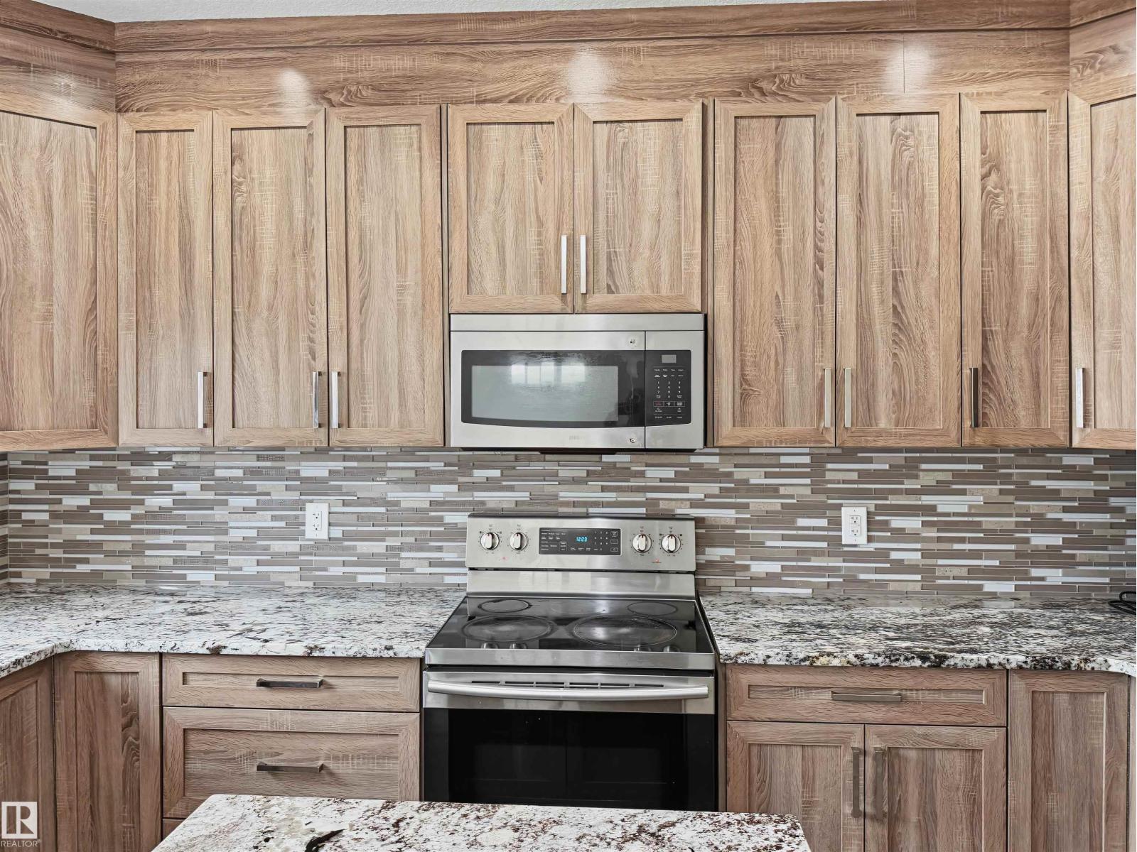 9108 Cooper CR SW, Edmonton — photo 5