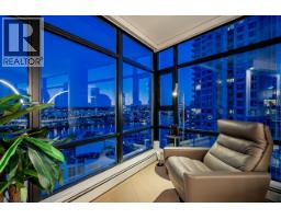 2207 198 Aquarius Mews, Vancouver, BC V6Z2Y4 Photo 15