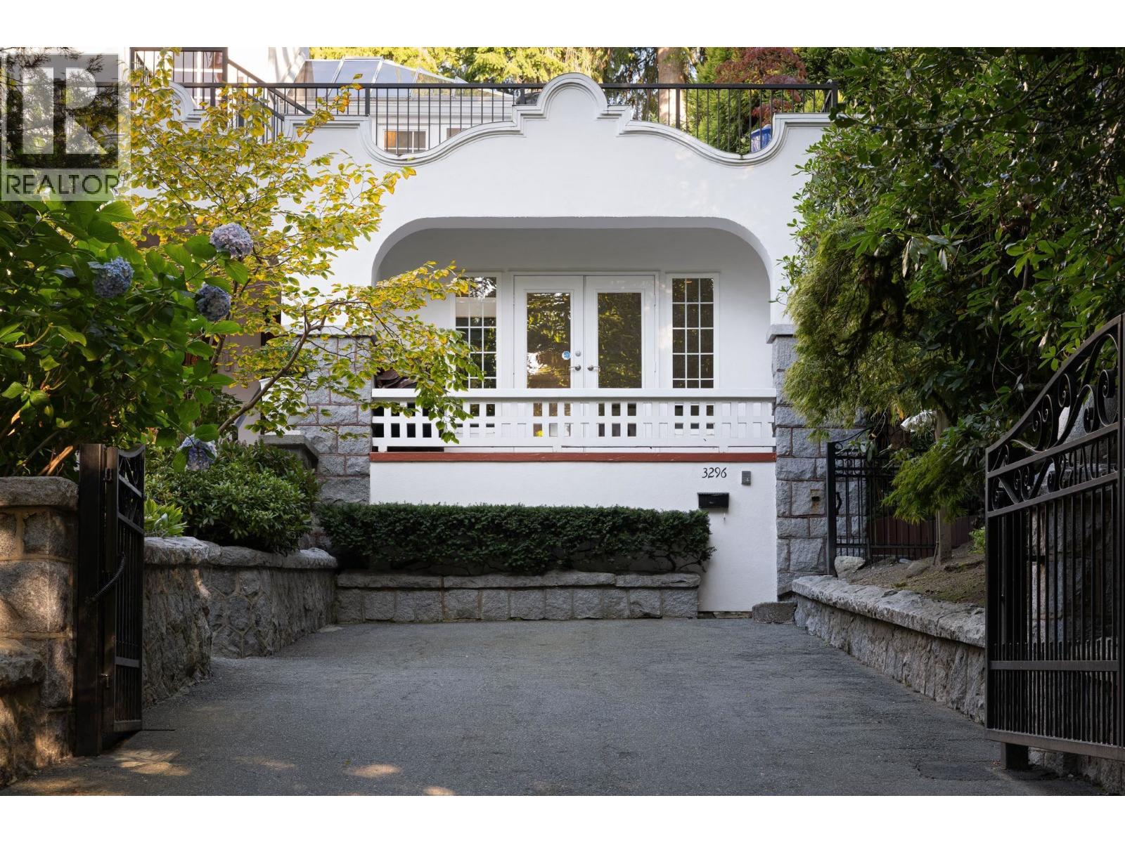 3292 Granville Street, Vancouver — photo 32