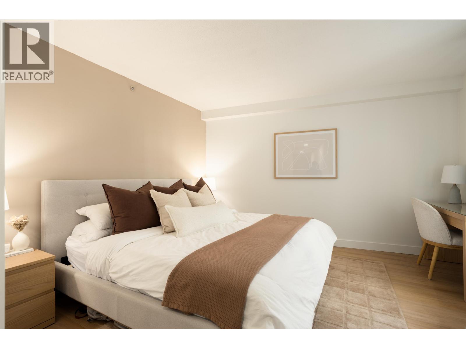 501 1006 Beach Avenue, Vancouver — photo 11
