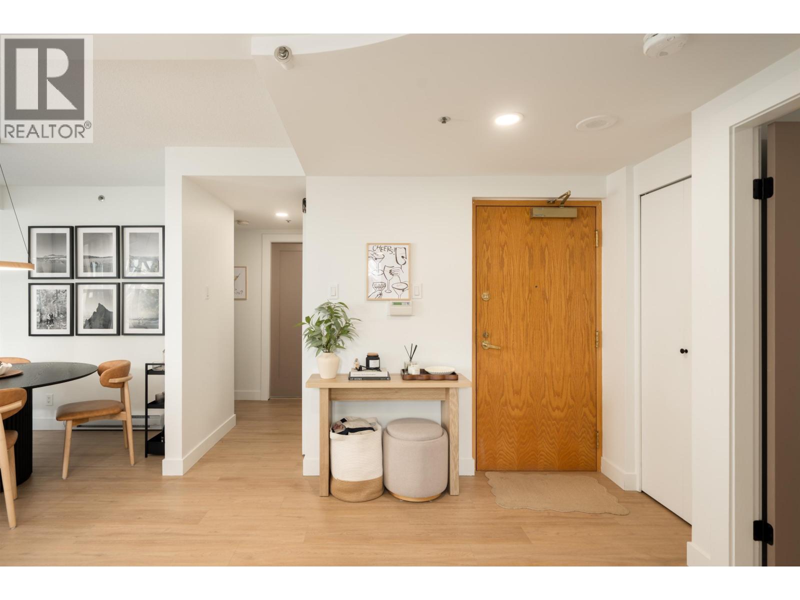 501 1006 Beach Avenue, Vancouver — photo 18