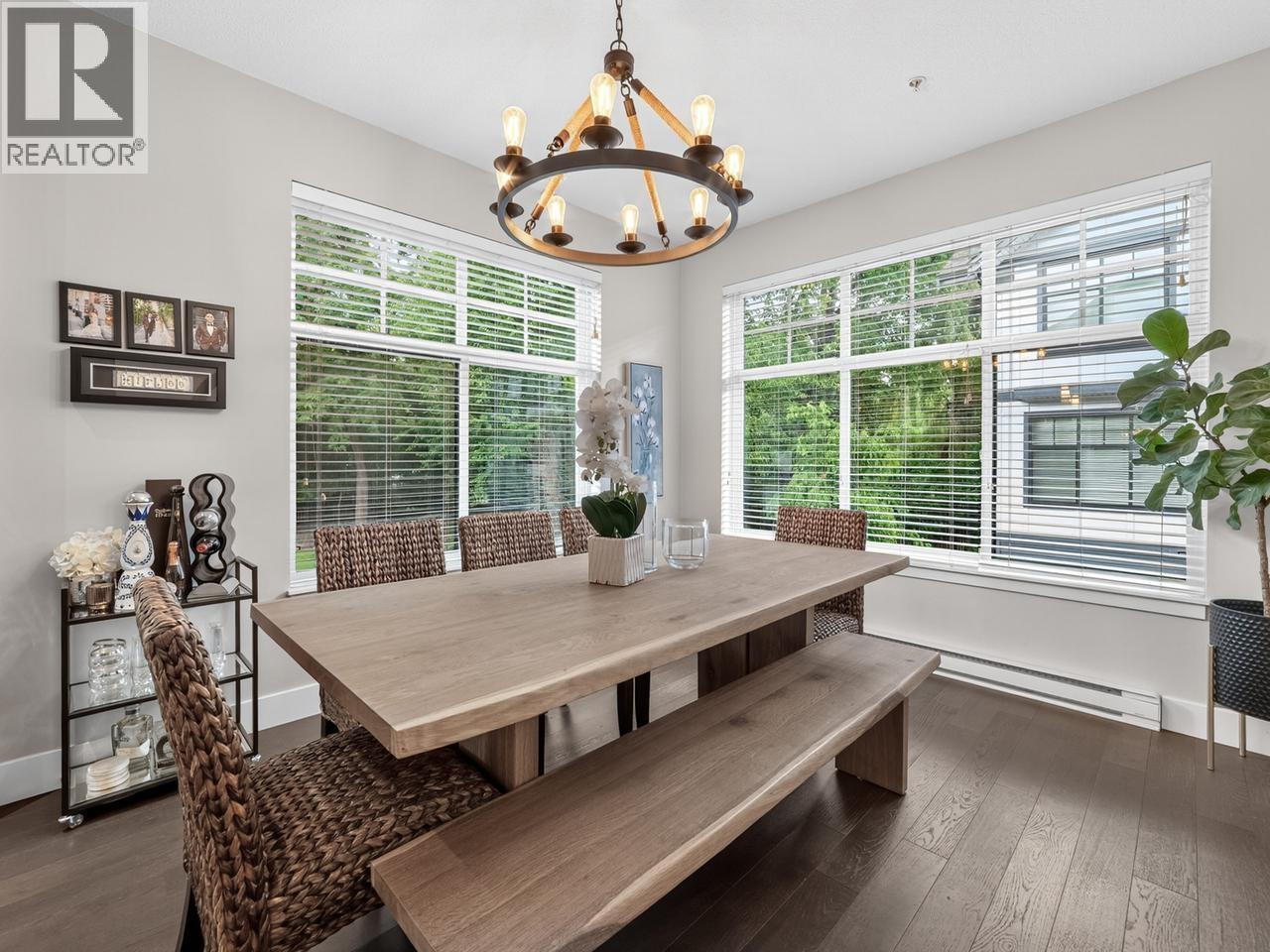 6 5068 Savile Row, Burnaby — photo 8