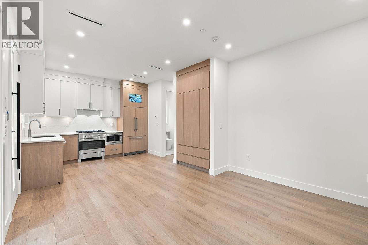 2 3018 E 19th Avenue, Vancouver — photo 11