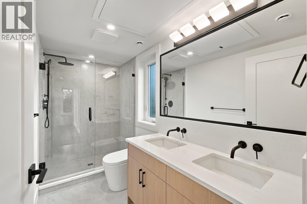 2 3018 E 19th Avenue, Vancouver — photo 25