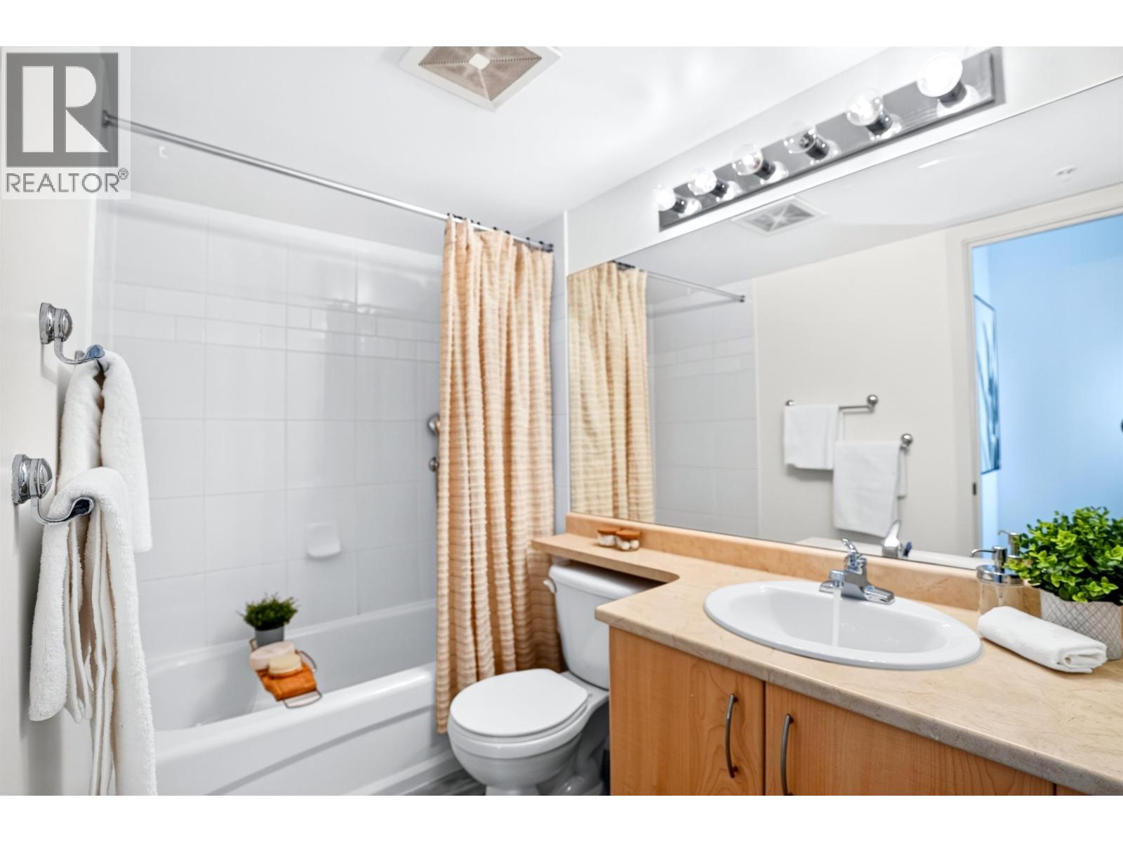 1001 3588 Crowley Drive, Vancouver — photo 21