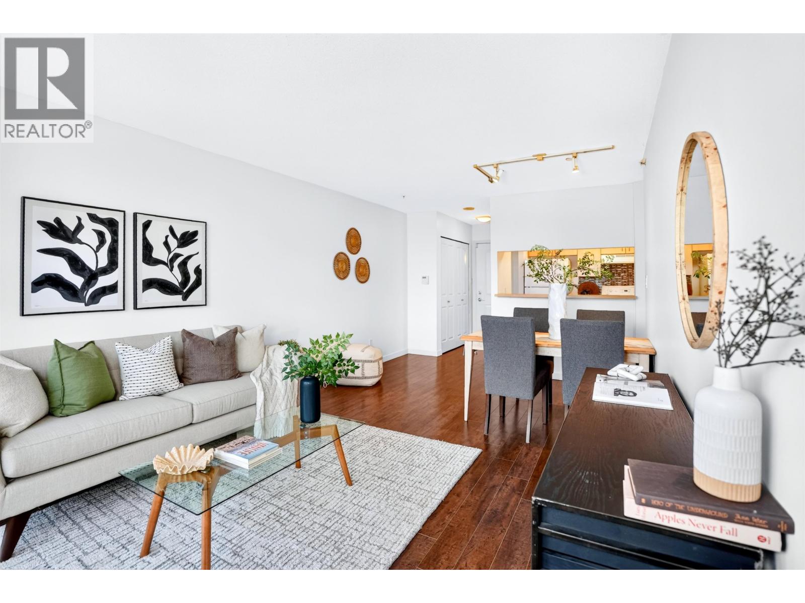 1001 3588 Crowley Drive, Vancouver — photo 4