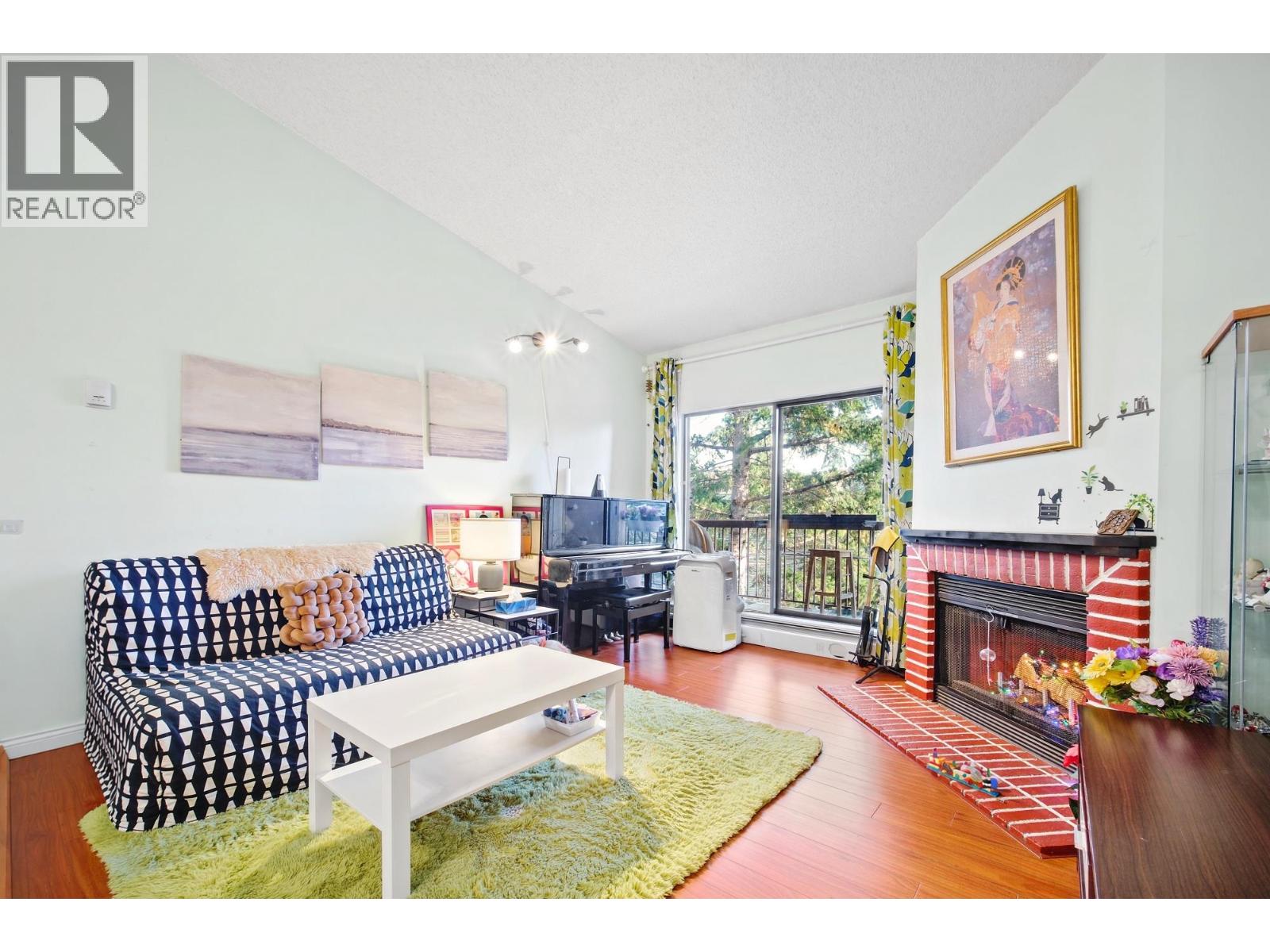 #339-8500 ACKROYD Road, Richmond