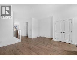 4pc Bathroom - 170 Starling Boulevard Nw, Calgary, AB T3P3E1 Photo 6