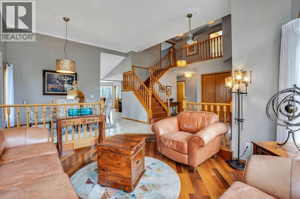 53 Santana Manor NW, Calgary — photo 12