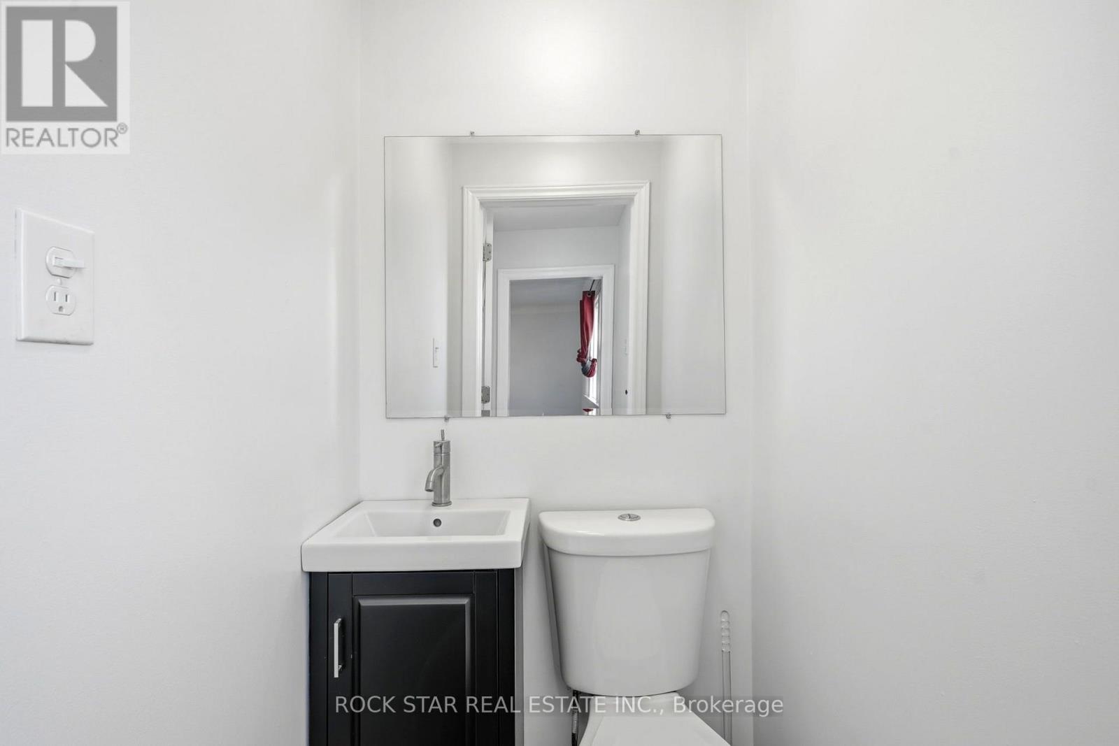 28 GROVE Street, St. Catharines, ON photo 17
