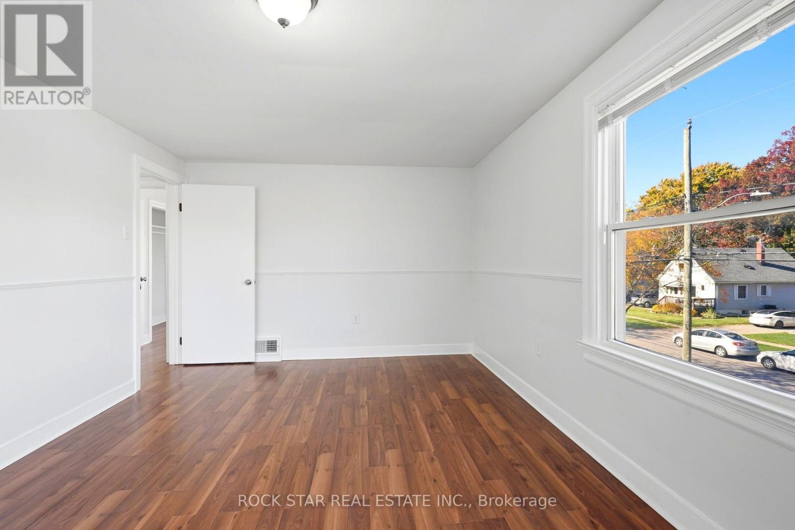 28 GROVE Street, St. Catharines, ON photo 24