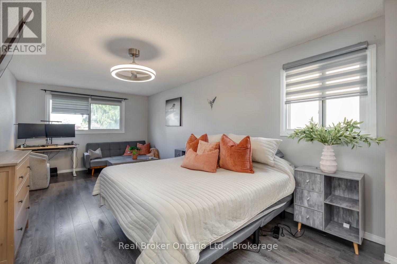 630 Cognac Crescent, Pickering, ON photo 19