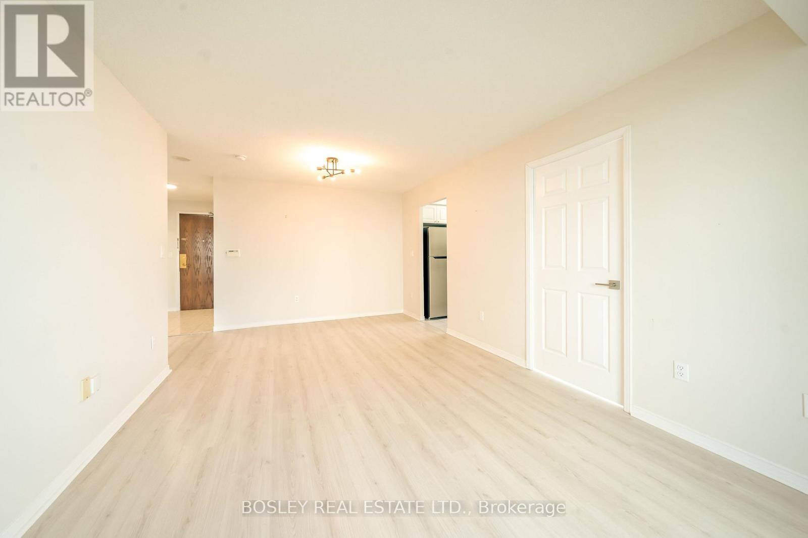Photo of 502 - 1 PEMBERTON AVENUE