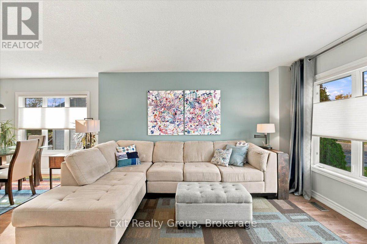 86 Sandbanks Court, Prince Edward County, ON photo 12
