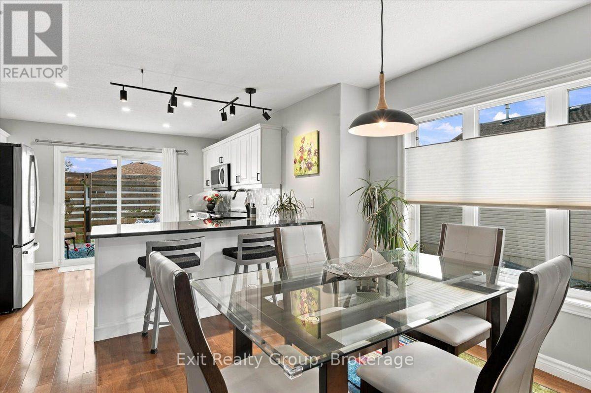 86 Sandbanks Court, Prince Edward County, ON photo 14