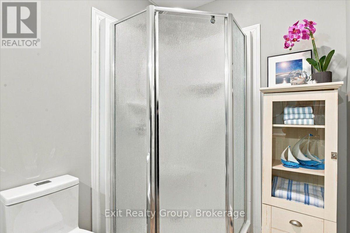 86 Sandbanks Court, Prince Edward County, ON photo 32