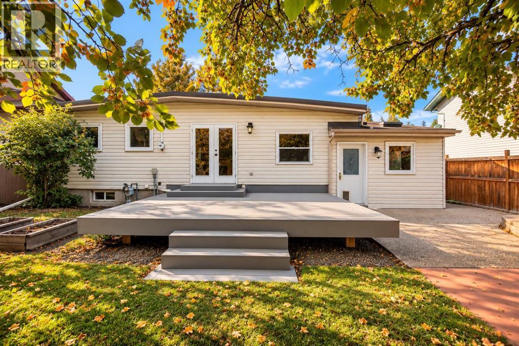 3721 44A Avenue, Red Deer — photo 8