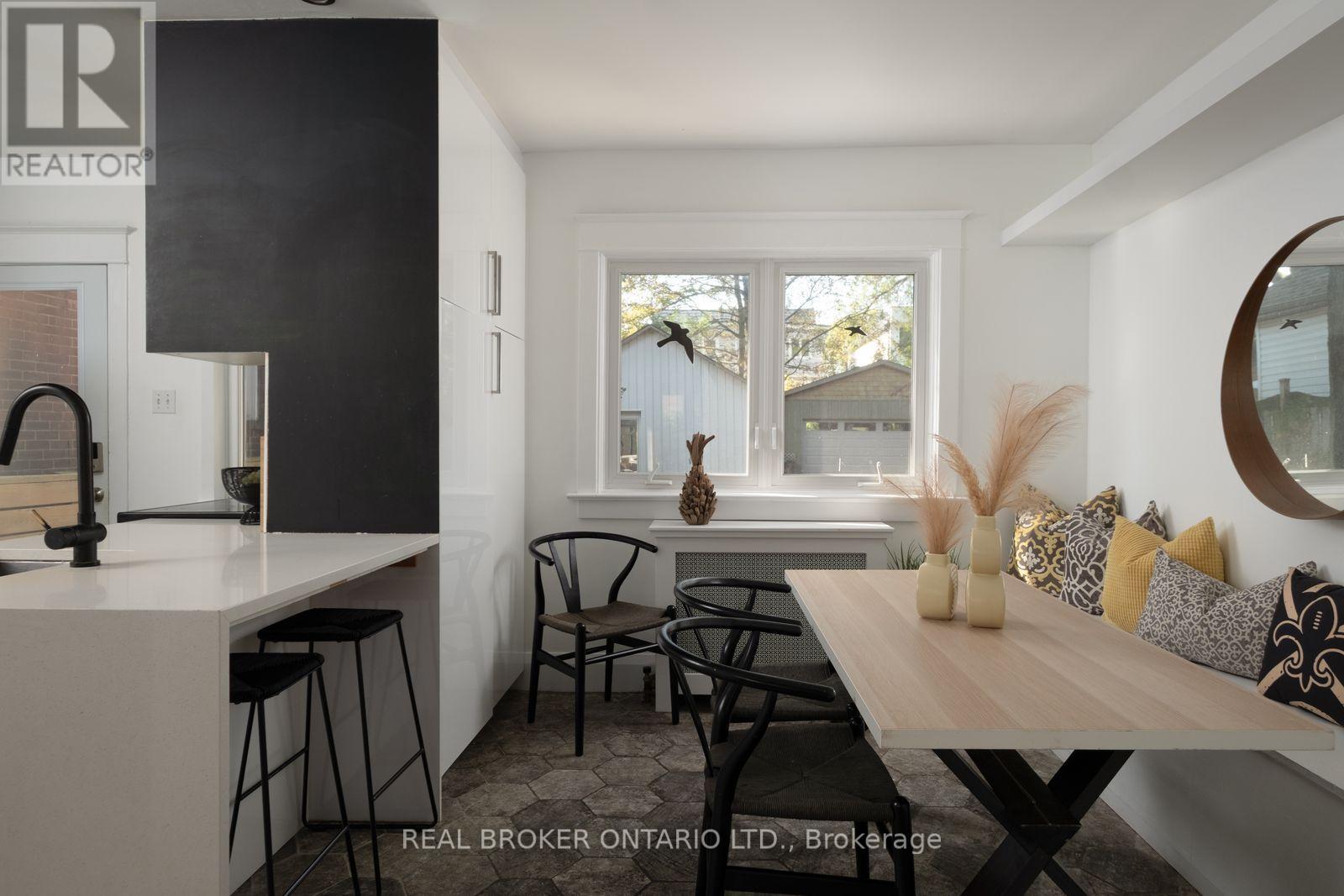 100 Oak Park Avenue, Toronto, ON photo 12