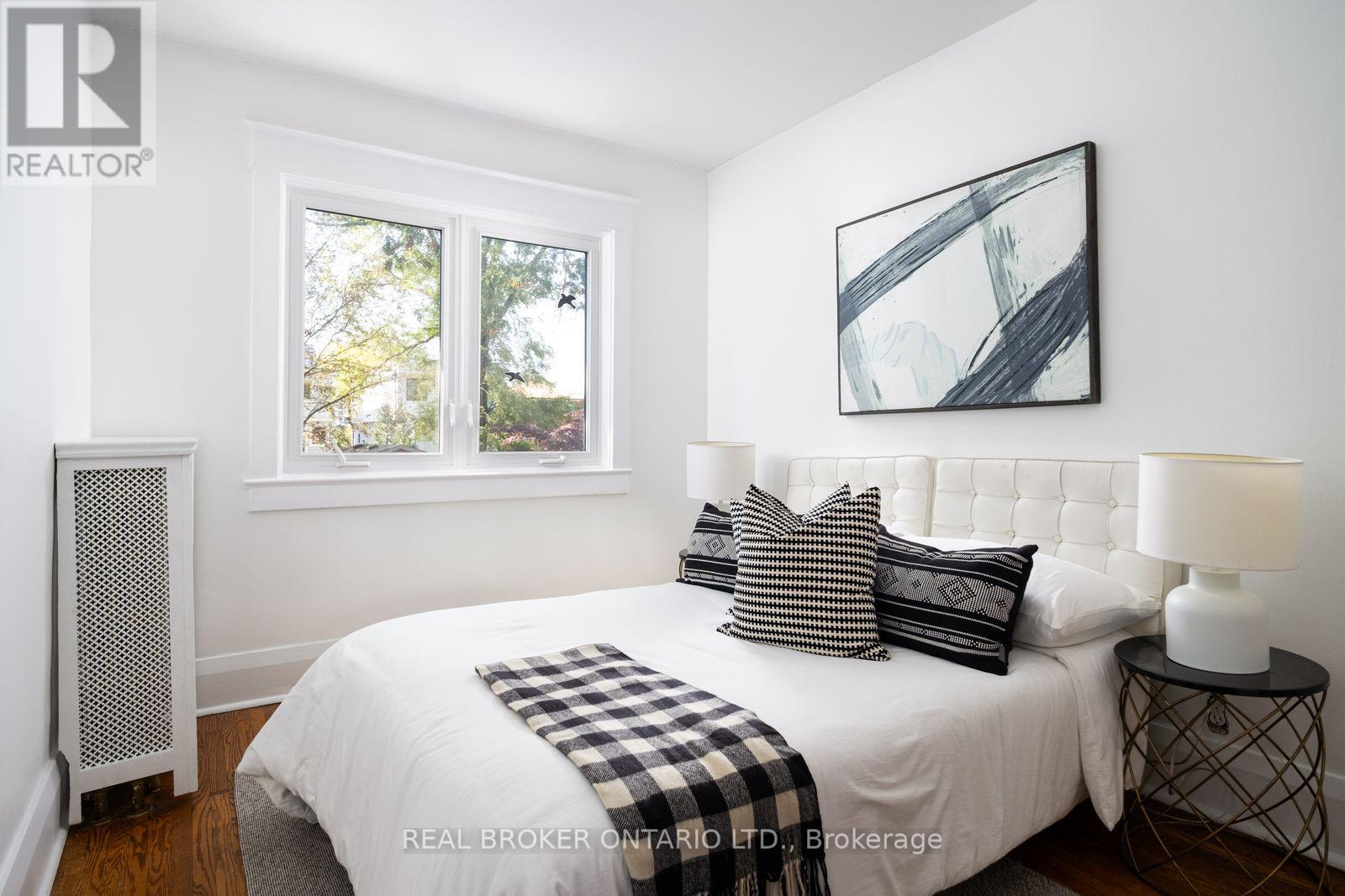 100 Oak Park Avenue, Toronto, ON photo 25