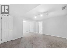 91 Millbank Hill Sw, Calgary, AB T2Y2Z1 Photo 35