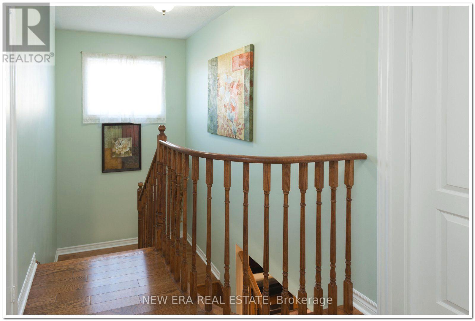 19 The Queensway, Barrie photo 13