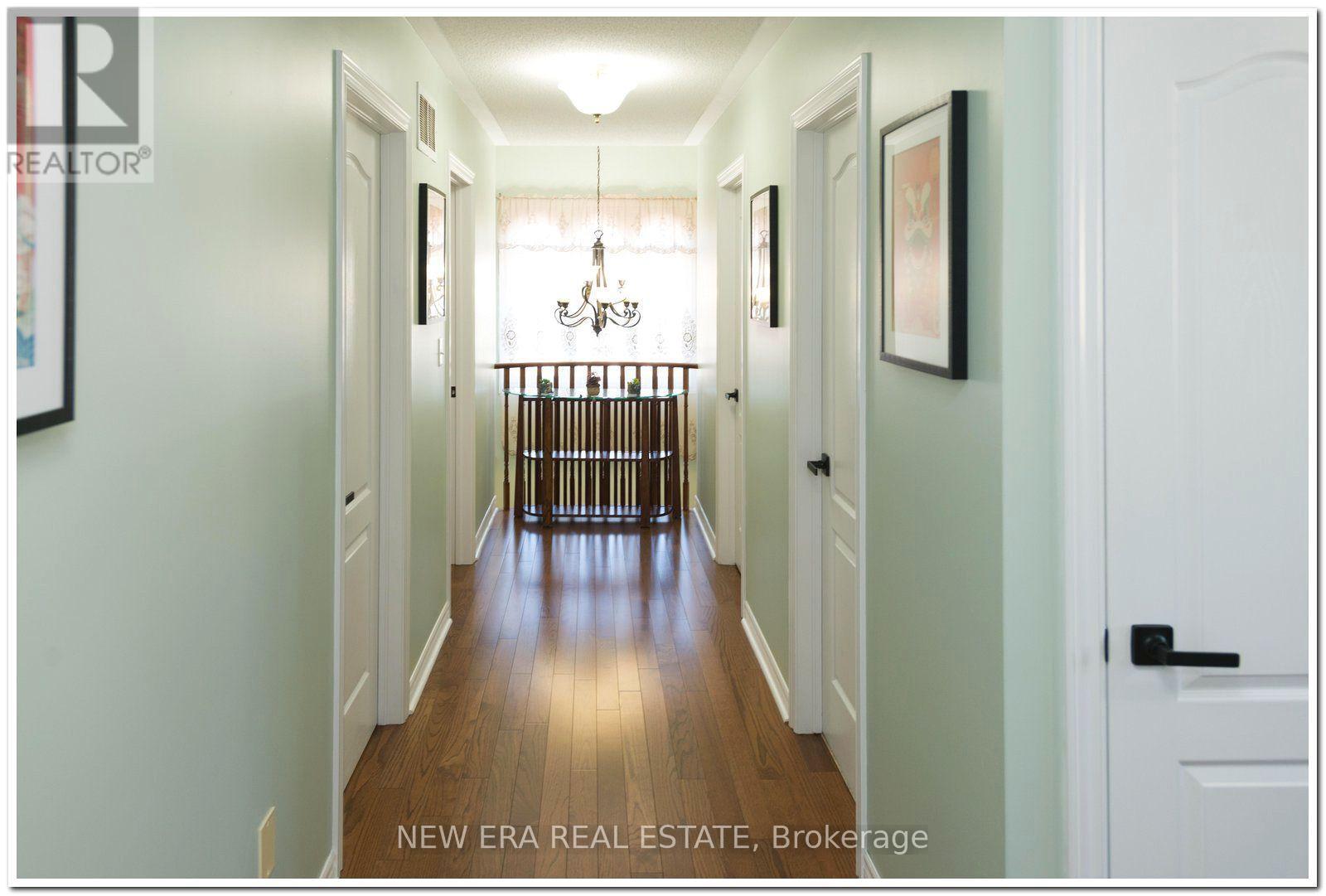 19 The Queensway, Barrie photo 14