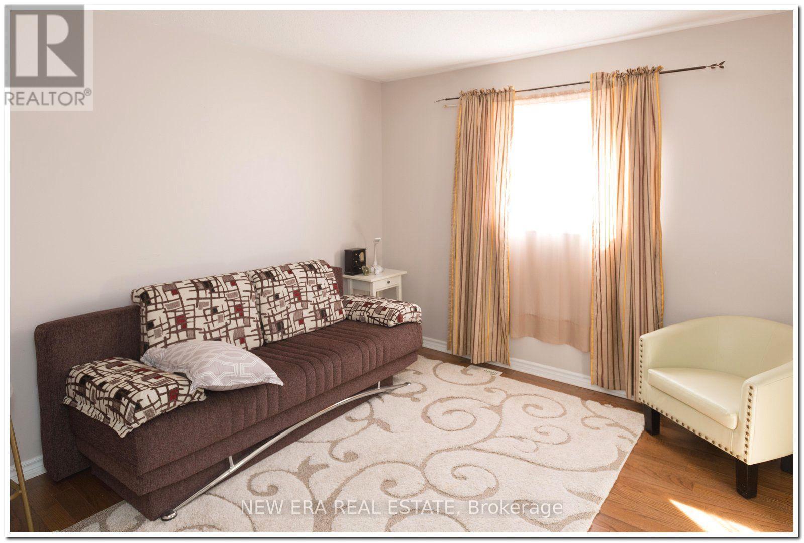 19 The Queensway, Barrie photo 18