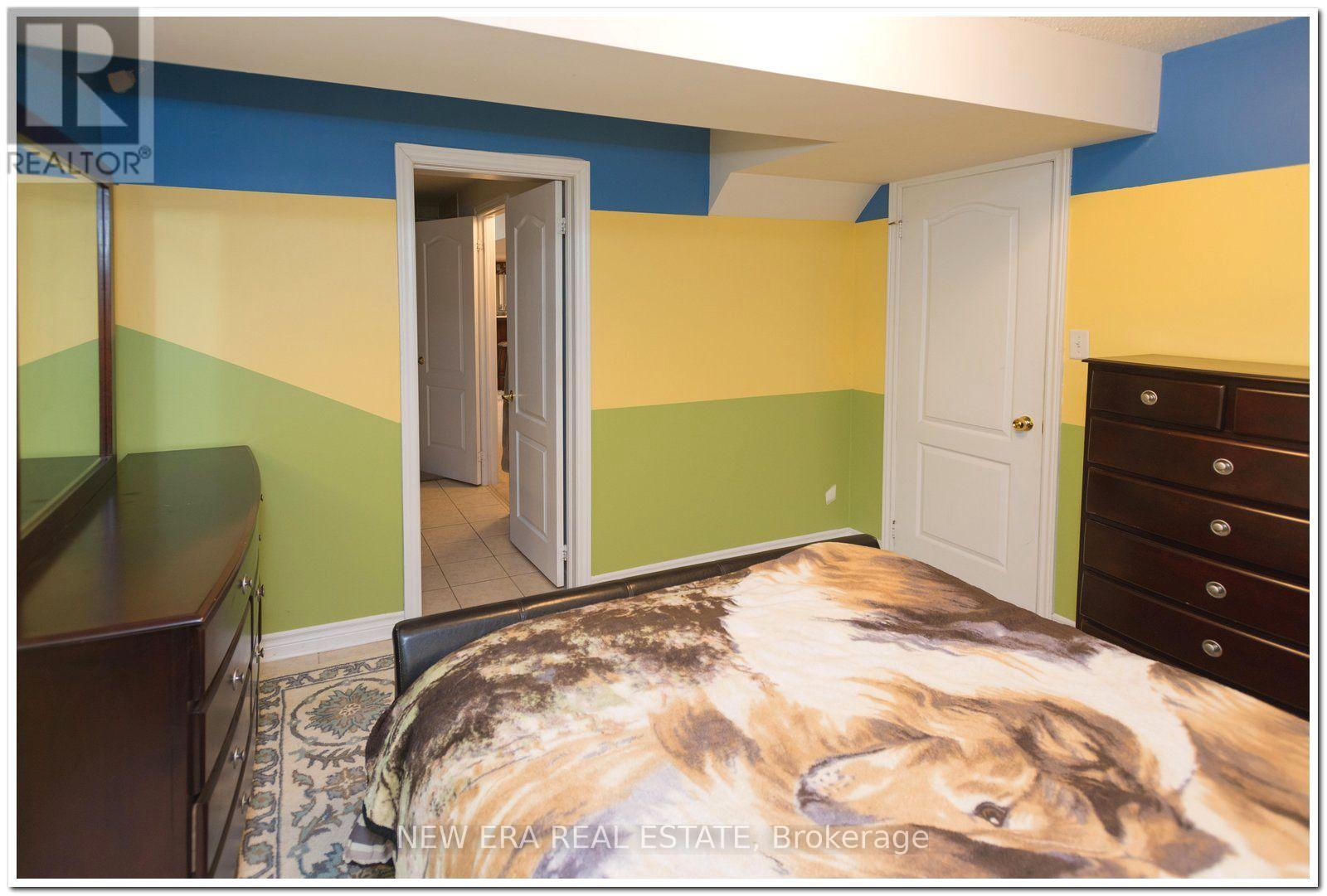 19 The Queensway, Barrie photo 27