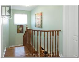 19 The Queensway, Barrie, ON L4M7H6 Photo 13