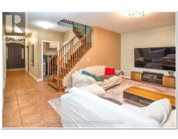Family room - 19 The Queensway, Barrie, ON L4M7H6 Photo 8