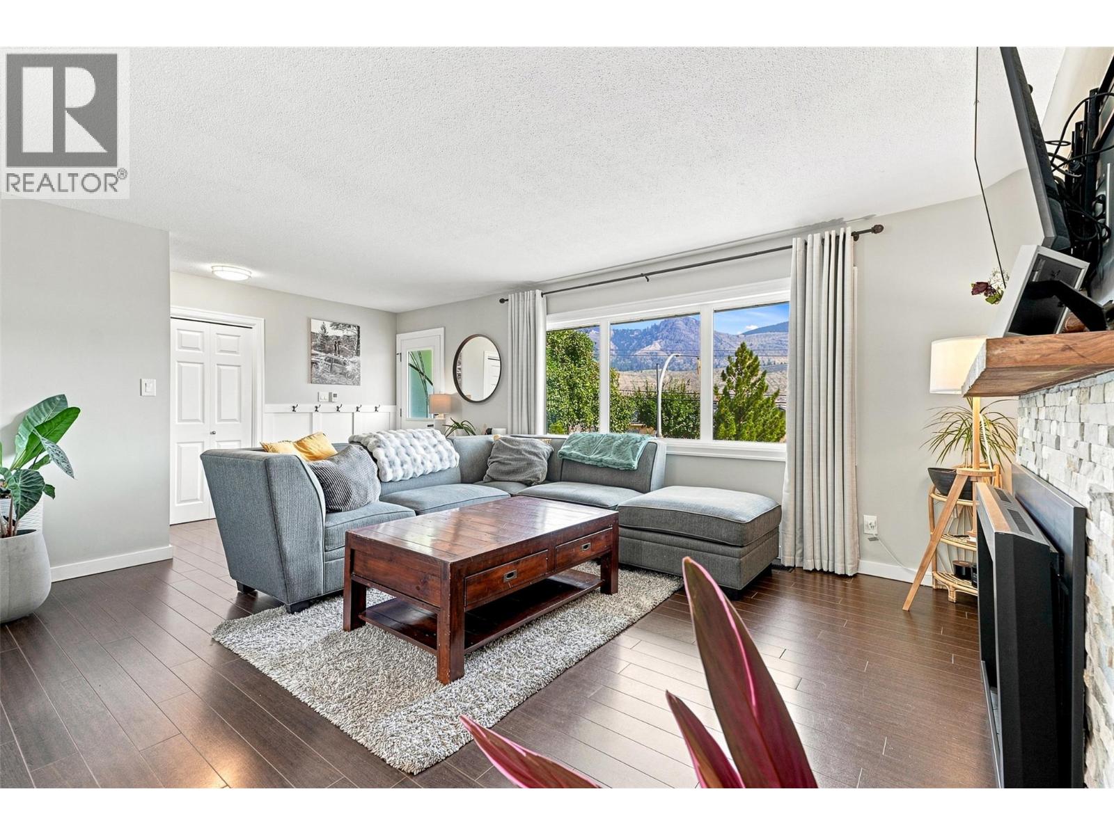 5543 DALLAS Drive - 10