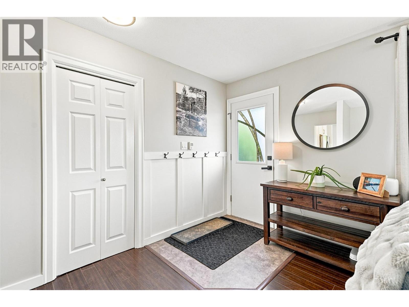 5543 DALLAS Drive - 6
