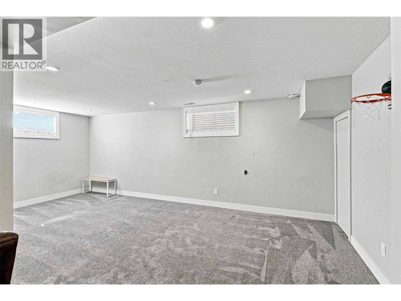5543 DALLAS Drive - 31