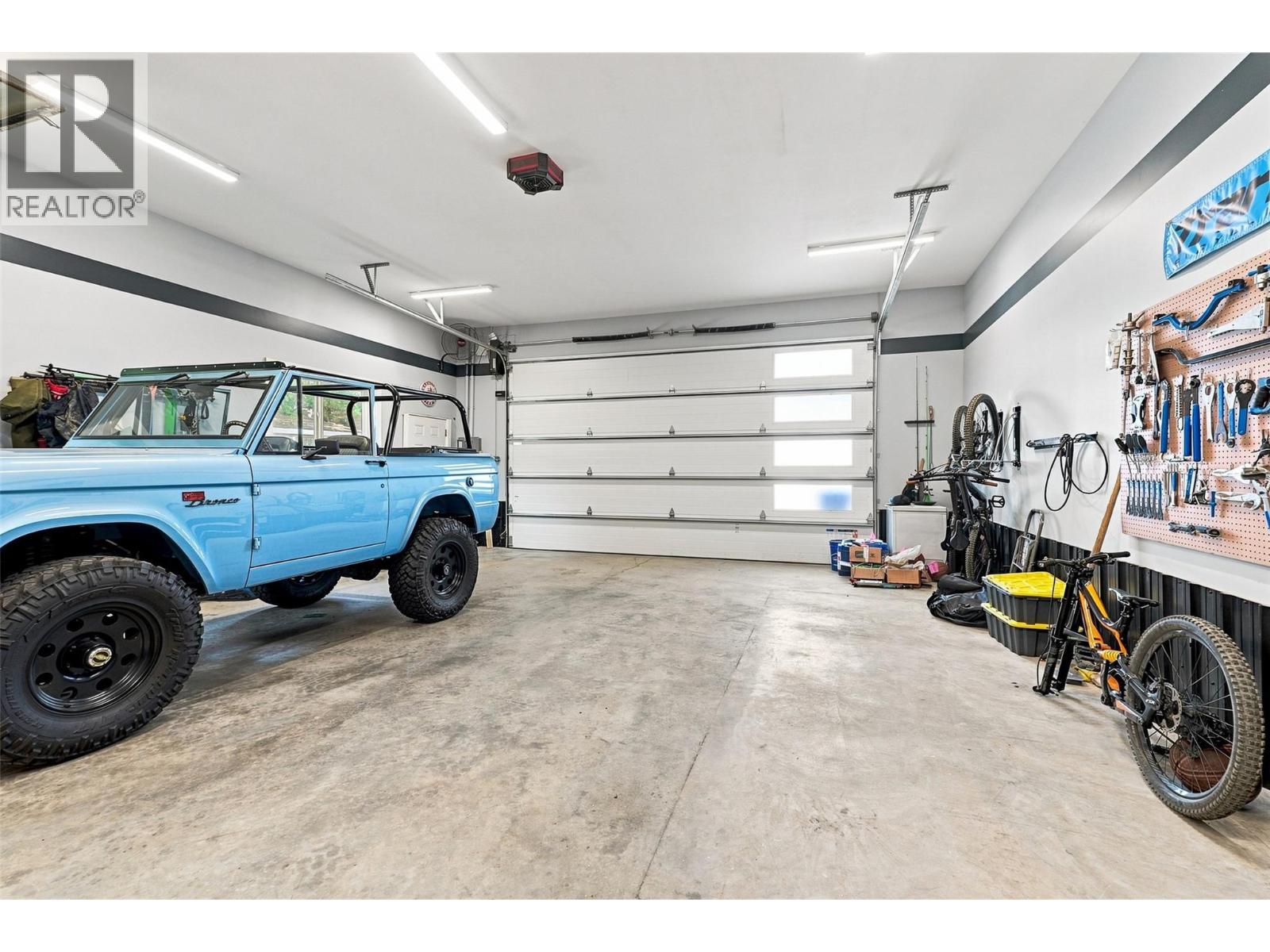 5543 DALLAS Drive - 43