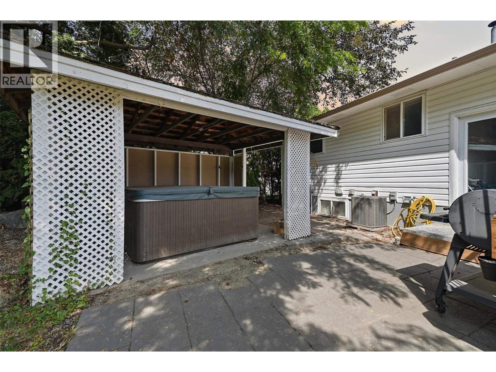 5543 DALLAS Drive - 46